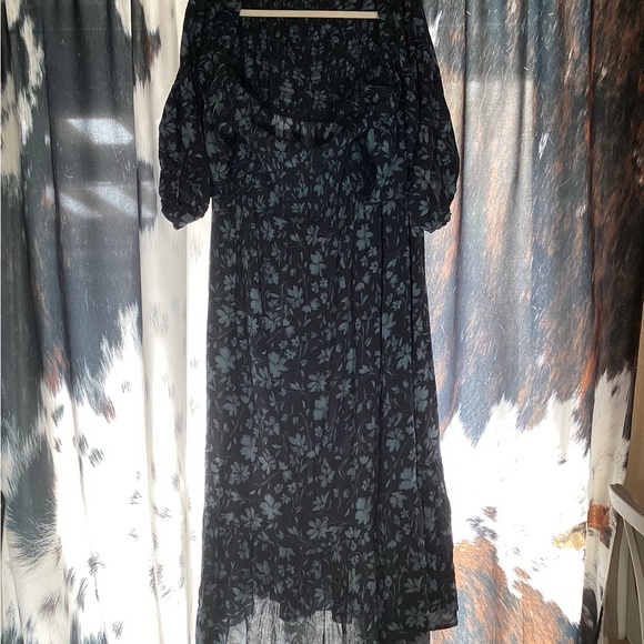City Chic Floral Blue Maxi Dress 4x - Picture 1 of 2